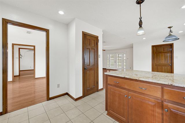 8135 Glenbrook Drive, Houston, TX 77017