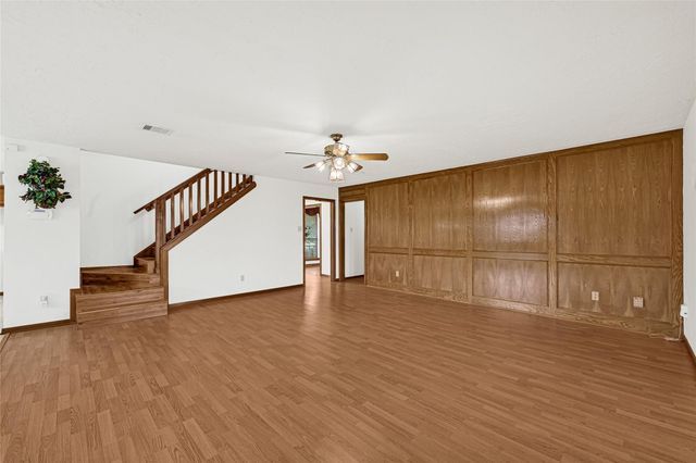 8135 Glenbrook Drive, Houston, TX 77017