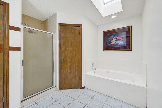 8135 Glenbrook Drive, Houston, TX 77017