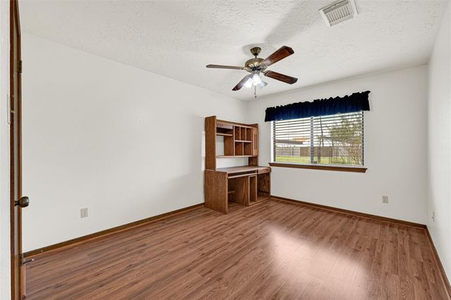 8135 Glenbrook Drive, Houston, TX 77017