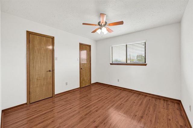 8135 Glenbrook Drive, Houston, TX 77017