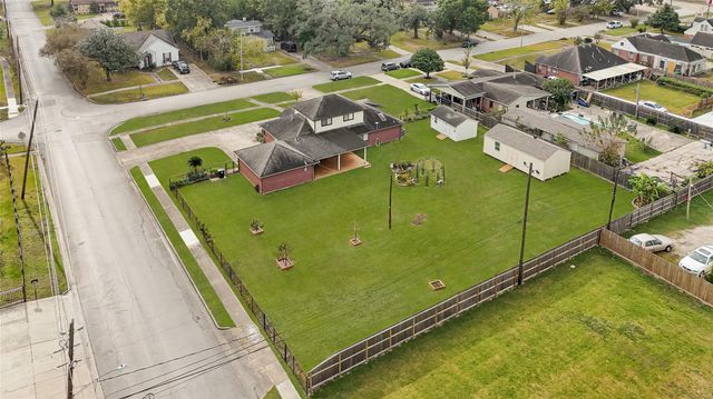 8135 Glenbrook Drive, Houston, TX 77017