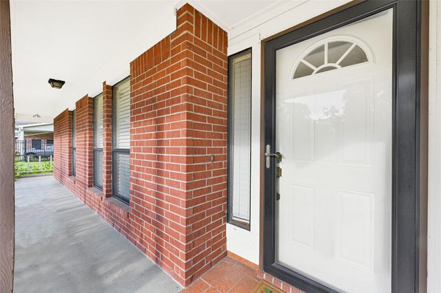 8135 Glenbrook Drive, Houston, TX 77017