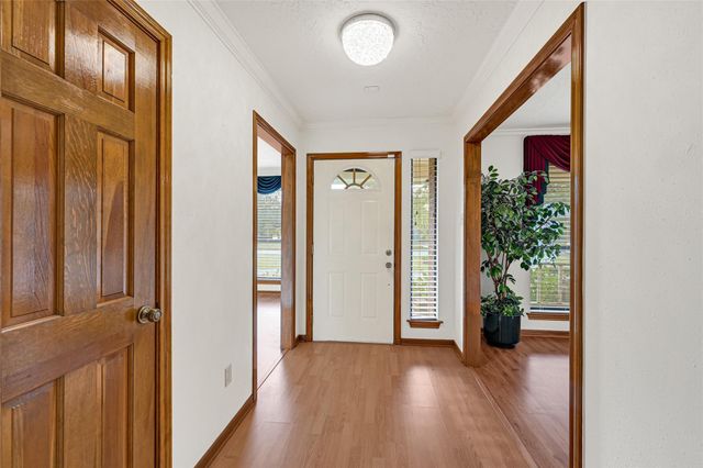 8135 Glenbrook Drive, Houston, TX 77017