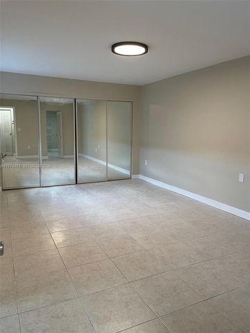 4702 SW 67th Ave O19, Miami, FL 33155