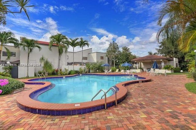 4702 SW 67th Ave O19, Miami, FL 33155