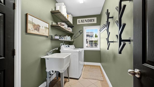 735 Pintail Lane, Hobart, IN 46342
