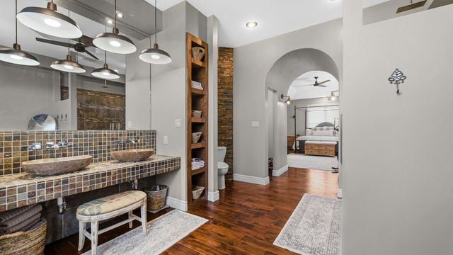 735 Pintail Lane, Hobart, IN 46342