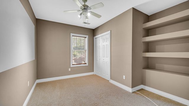 735 Pintail Lane, Hobart, IN 46342