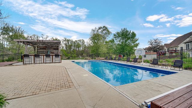 735 Pintail Lane, Hobart, IN 46342