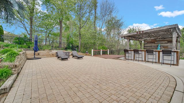 735 Pintail Lane, Hobart, IN 46342