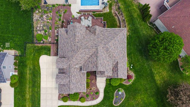 735 Pintail Lane, Hobart, IN 46342