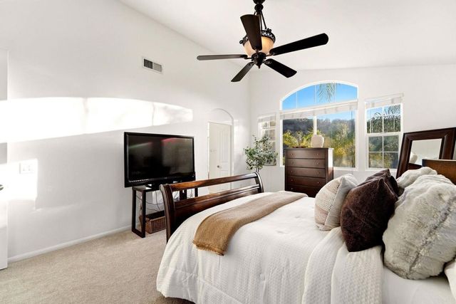 2602 Canyon Crest Drive, Escondido, CA 92027