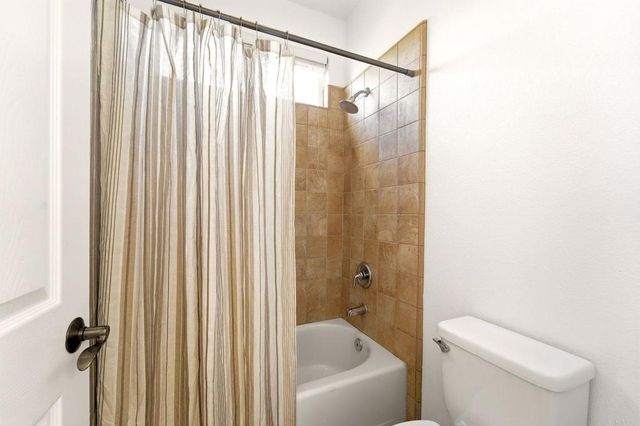 2602 Canyon Crest Drive, Escondido, CA 92027