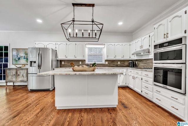 2229 BANEBERRY DRIVE, Hoover, AL 35244