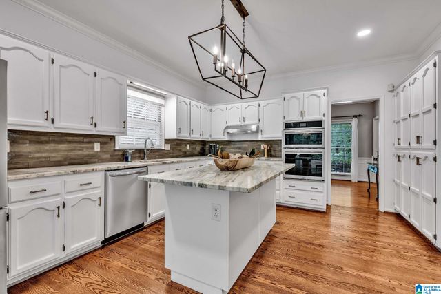 2229 BANEBERRY DRIVE, Hoover, AL 35244