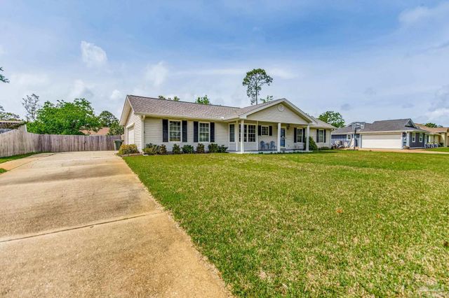 5272 Choctaw Ave, Pensacola, FL 32507