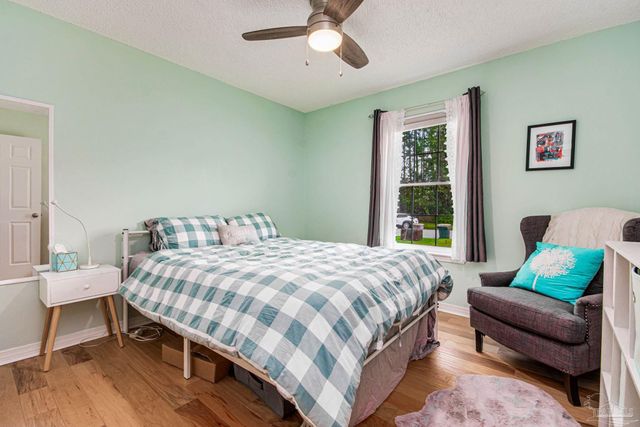 5272 Choctaw Ave, Pensacola, FL 32507