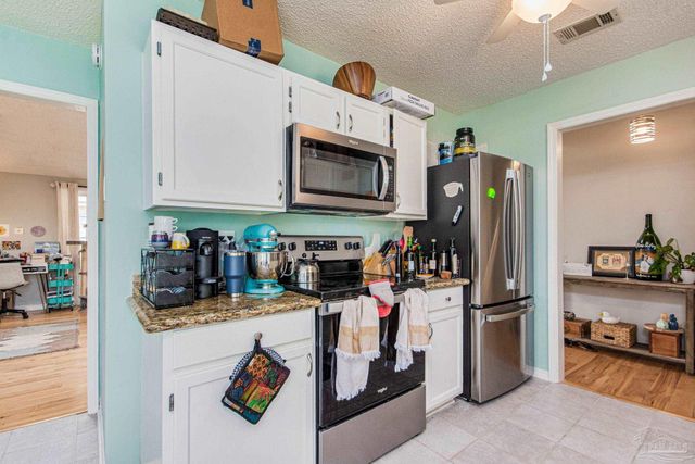 5272 Choctaw Ave, Pensacola, FL 32507