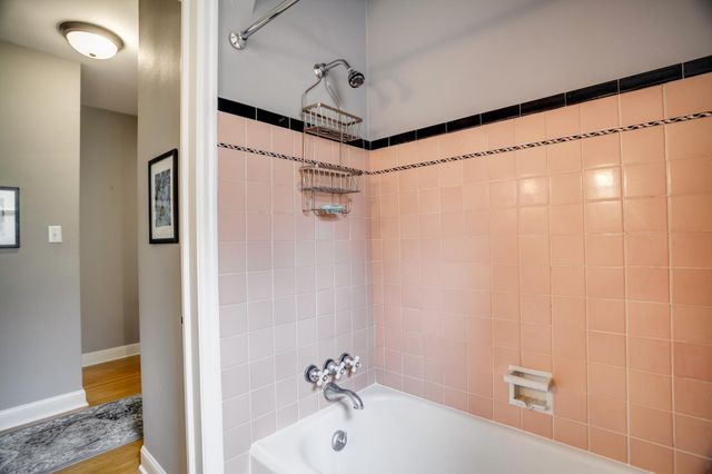 5424 Columbus Avenue, Minneapolis, MN 55417