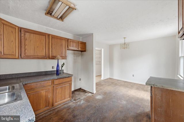 397 WHITE OAK LN, Bluemont, VA 20135