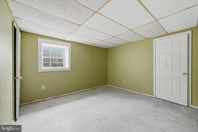 397 WHITE OAK LN, Bluemont, VA 20135