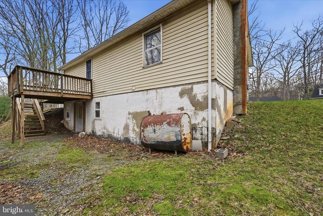 397 WHITE OAK LN, Bluemont, VA 20135