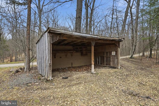 397 WHITE OAK LN, Bluemont, VA 20135