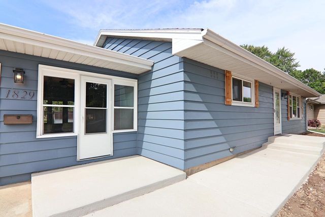 1829 E Memorial Drive, Janesville, WI 53545