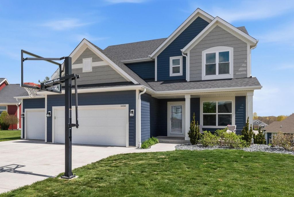 1650 Spruce STREET, Port Washington, WI 53074