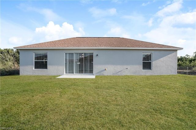 2701 36th ST SW, Lehigh Acres, FL 33976