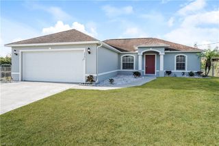 2701 36th ST SW, Lehigh Acres, FL 33976