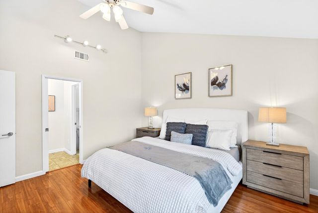 201 Flynn Avenue 16, Mountain View, CA 94043