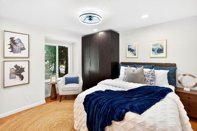 201 Flynn Avenue 16, Mountain View, CA 94043