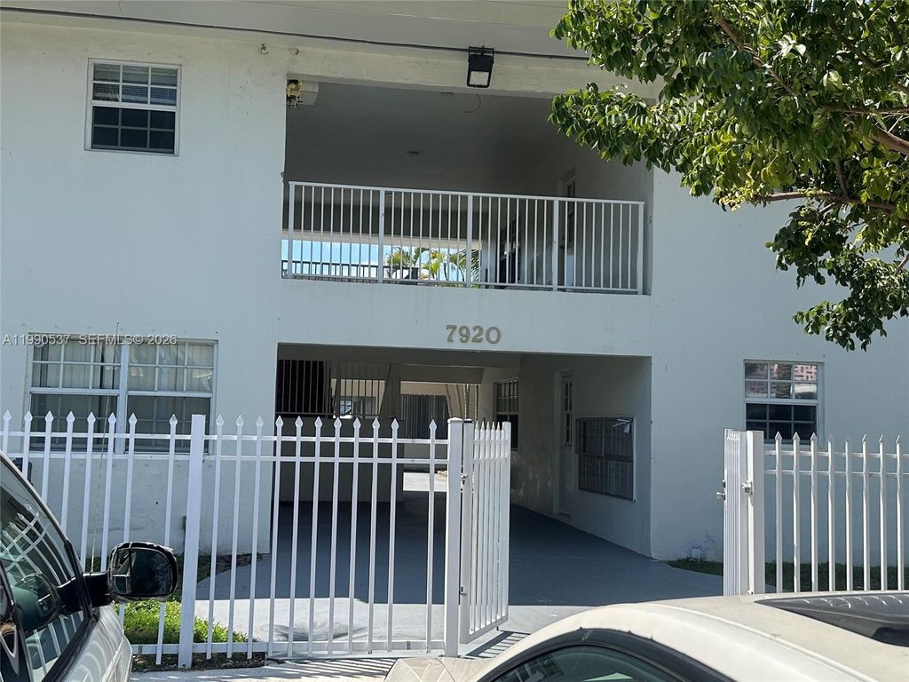 7920 East Dr 11, North Bay Village, FL 33141