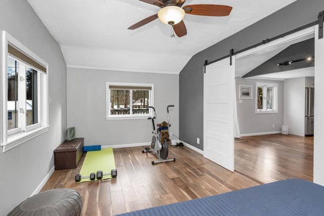 14 Cove Drive, Derry, NH 03038