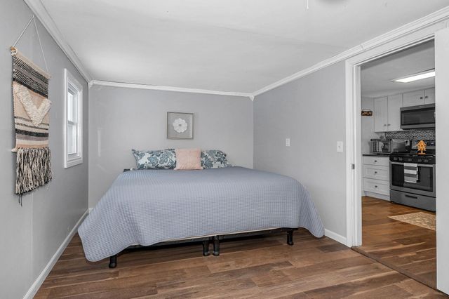 14 Cove Drive, Derry, NH 03038