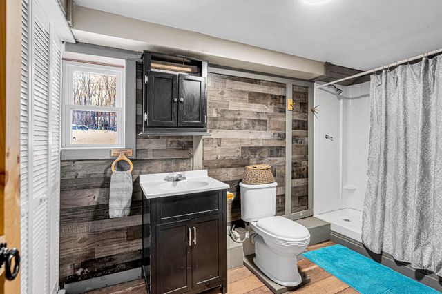 14 Cove Drive, Derry, NH 03038