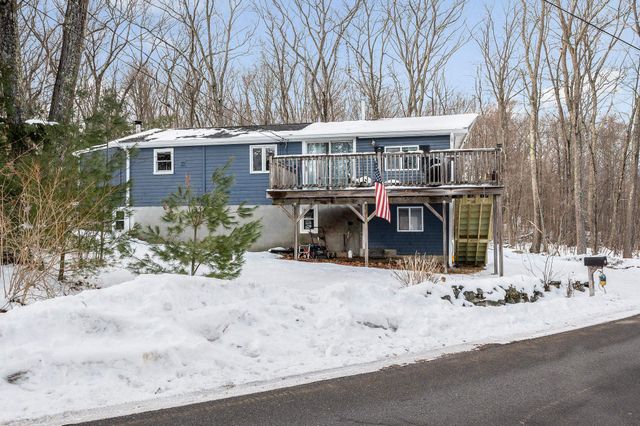14 Cove Drive, Derry, NH 03038