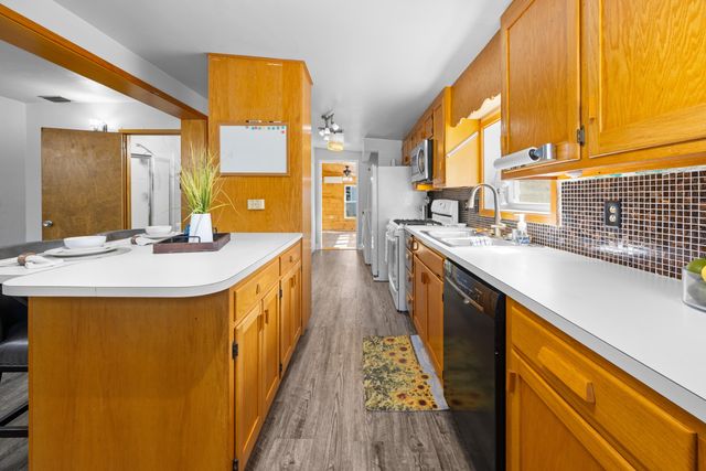 366 NE Osborne Drive, Fort Walton Beach, FL 32548