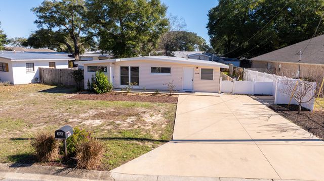 366 NE Osborne Drive, Fort Walton Beach, FL 32548