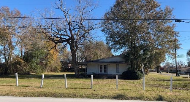 4100 Dryden Road, Port Arthur, TX 77642