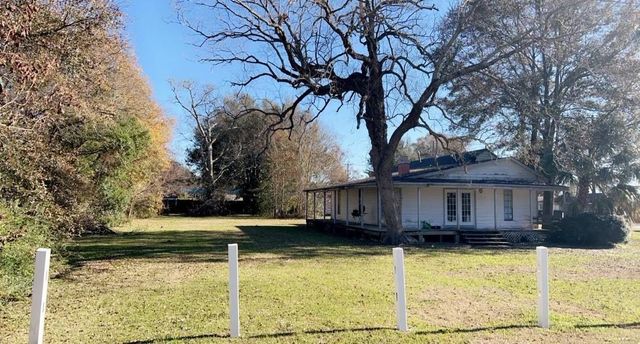 4100 Dryden Road, Port Arthur, TX 77642