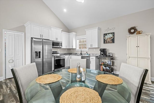 1056 Durgan Place, Dalton, GA 30721