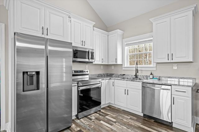 1056 Durgan Place, Dalton, GA 30721