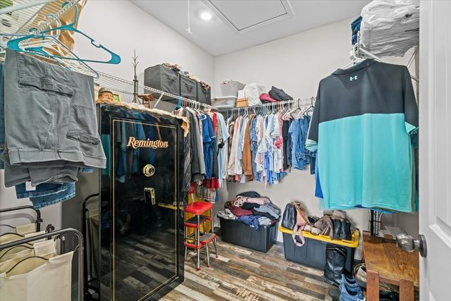 1056 Durgan Place, Dalton, GA 30721