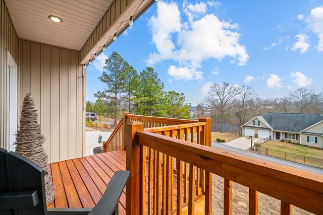 1056 Durgan Place, Dalton, GA 30721