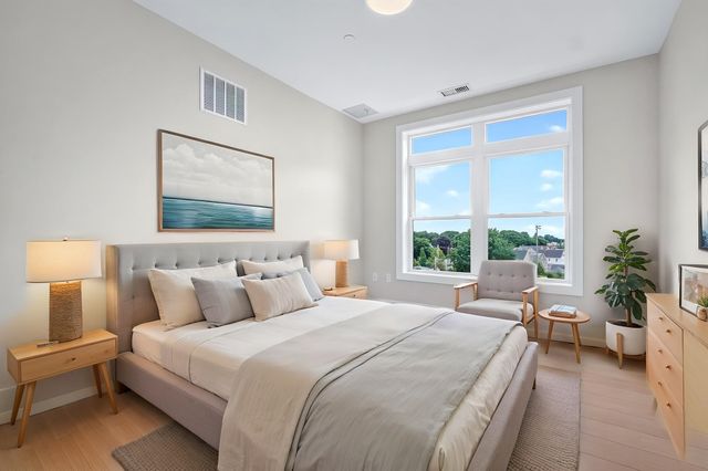 62 Foundry St 504, Wakefield, MA 01880