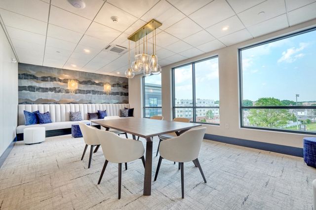 62 Foundry St 504, Wakefield, MA 01880