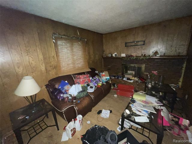 15510 Faircrest Street, Detroit, MI 48205